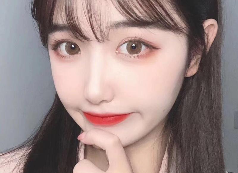 男生看到前女友有了男朋友