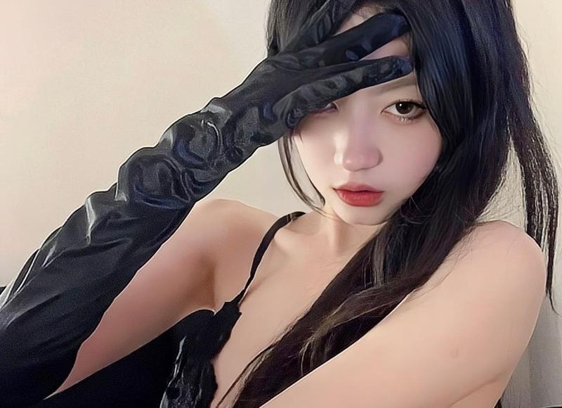 炎亚纶的女友（炎亚纶绯闻女友竟是郭雪芙）