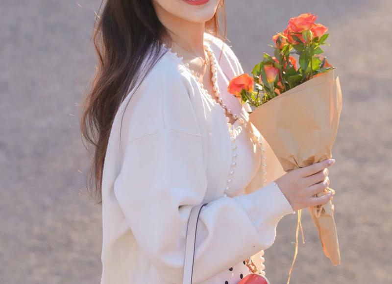 11朵紫玫瑰代表什么意思？十五朵紫玫瑰代表什么