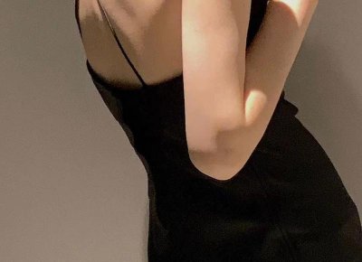 ​女生猛然看到喜欢的人的反应，她自己都没发现