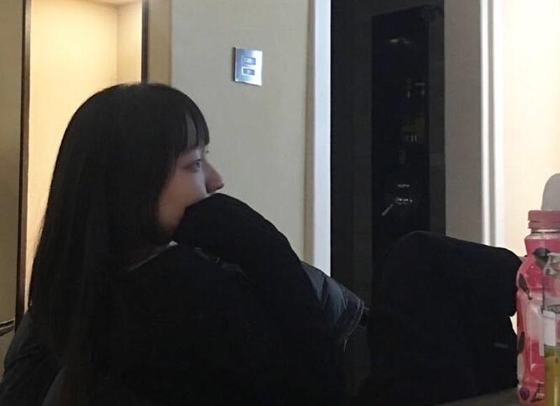 让她主动约你吃饭 这3个技巧， 微信上和女生聊天，