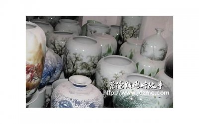 ​胸罩颜色的代表意义有哪些？女生穿黑色内衣代表什么心理