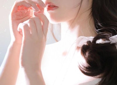 ​女朋友最近语气变得冷淡(女朋友开始冷淡回信息又慢怎么办)