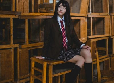 ​遇到小三的故意挑衅怎么处理（遇到厚脸皮的第三者挑衅）