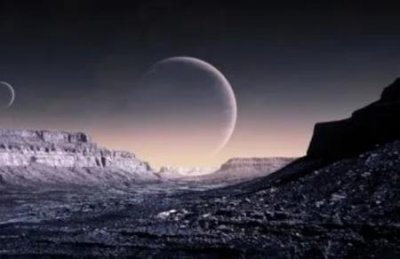 ​孤老汉哭坟寻死，狐仙逼债竟追进了坟地：别耍赖，还完钱再死！