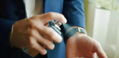 十大公认最好闻的香水男士(10款好闻不贵的男士香水)插图3