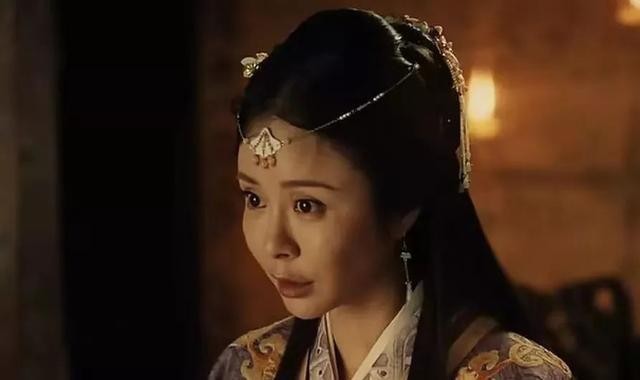 童年女杨若兮神复出，大变样撞脸沈梦辰，38岁演第一美人遭吐槽