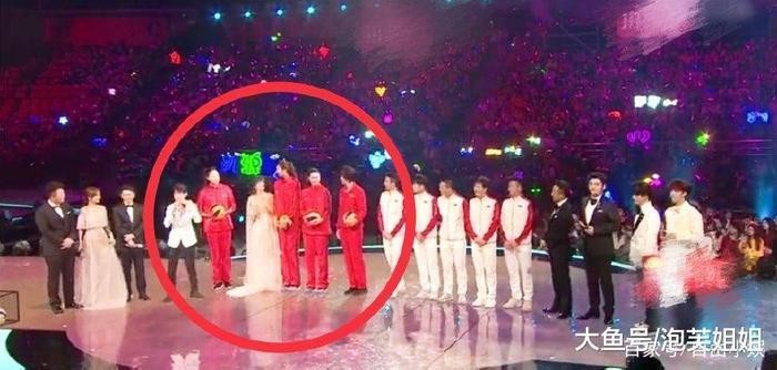 谢娜最近“多事之秋”, 在节目中频繁提张杰又被怼, 妻子团力挺她