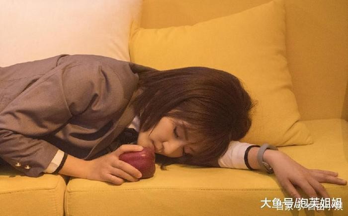 谢娜最近“多事之秋”, 在节目中频繁提张杰又被怼, 妻子团力挺她