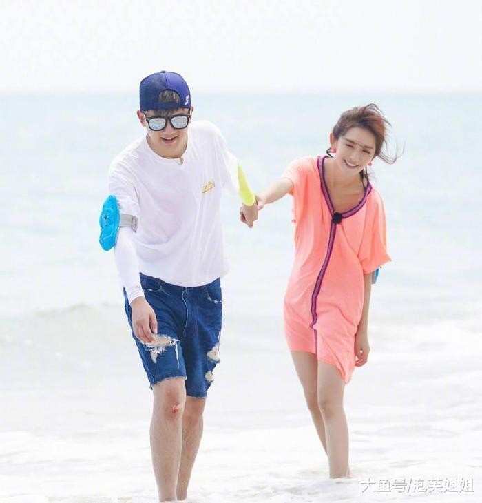 谢娜最近“多事之秋”, 在节目中频繁提张杰又被怼, 妻子团力挺她