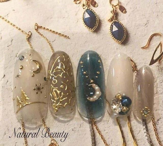 星月美甲长什么样？最近ins上超火的星月美甲图片大全 很适合春天