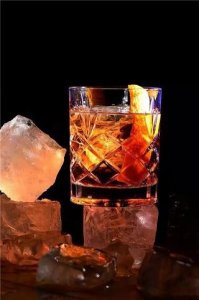 ​红酒肖佳人(红酒肖佳人的杨安琪)