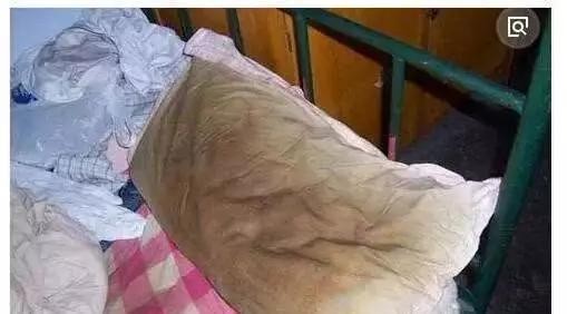 女生宿舍最雷人画面,图二有点羞羞,最后一个脏起来,男生也汗颜