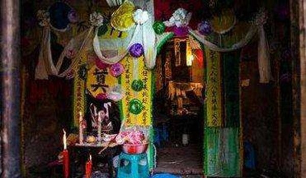 人死后为什么要盖住脸,居然有着科学本理在个中