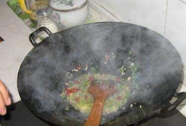 螺丝大概炒几分钟,田螺肉要炒多久才熟图3