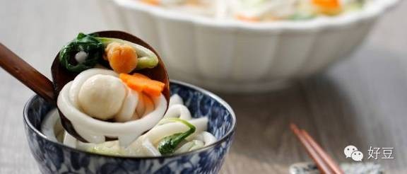 如何杀鱼及杀鱼的技巧（分享1个简单易学的杀鱼技巧）