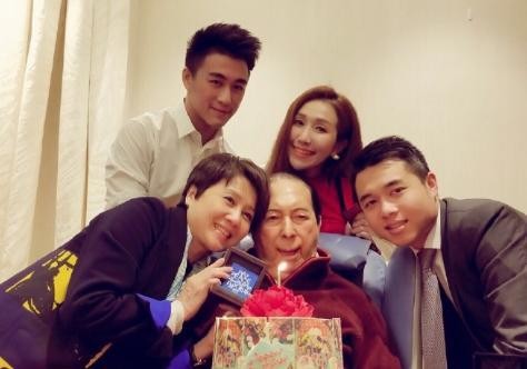 赌王何鸿燊因病去世享年98岁，最后一次露面已是2年前