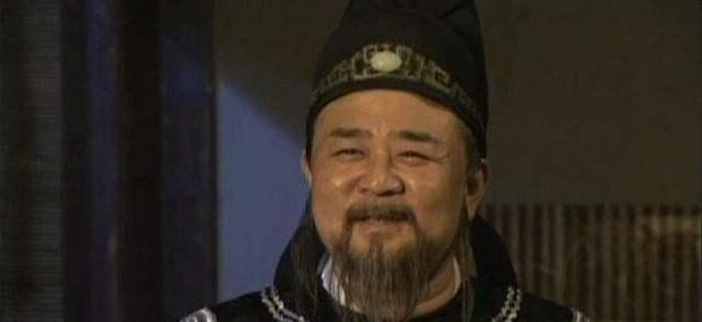 神探狄仁杰中的最强“兵器”乃胖灵所用，幽兰剑、链子刀甘拜下风