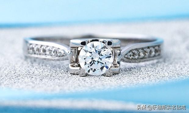 国内十大钻戒品牌排名表及价格（不同地区必选钻戒品牌）(2)
