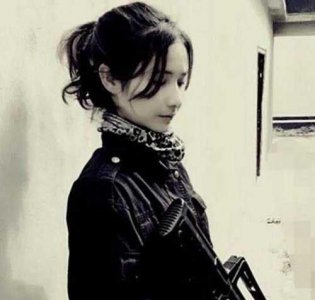 ​亚洲五大警花，中国警花木叶斯尔·尔肯最美（给人恋爱的感觉）