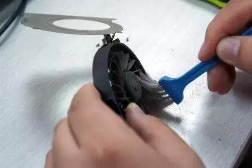 笔记本电脑风扇有噪音的原因（笔记本风扇噪音大）(1)