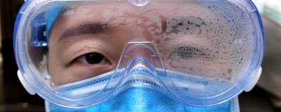 ​为什么护目镜带上口罩会有哈气