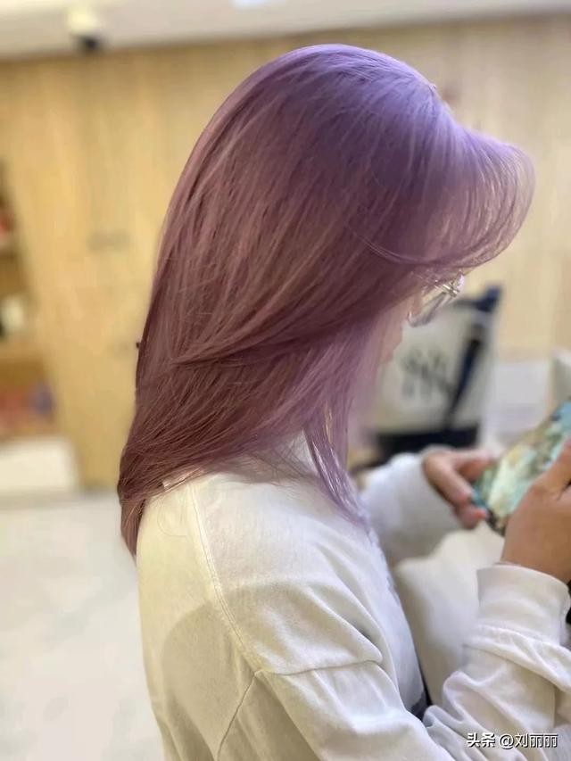 目前最流行的发型款式时髦（新潮流时尚发型14款）(12)