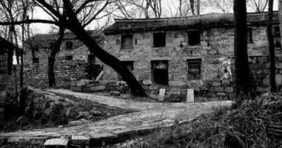 ​封门村十大诡异事件-坐鬼不坐人的太师椅