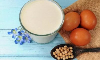 ​鸡蛋和豆浆能一起吃吗，能一起吃（不能同食吃为谣传）