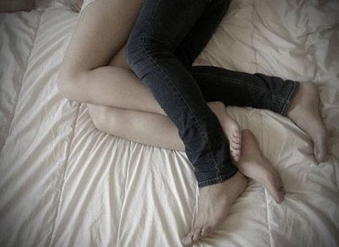 女朋友出轨你会原谅吗  大部分男人的第一反应