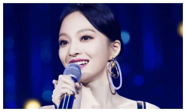 遭亲妈诬陷吸毒，被父亲告上法庭，张韶涵10年看遍人间丑恶！