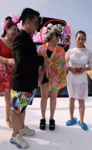 ​小鹏飞求婚丫蛋 都是赵本山爱徒