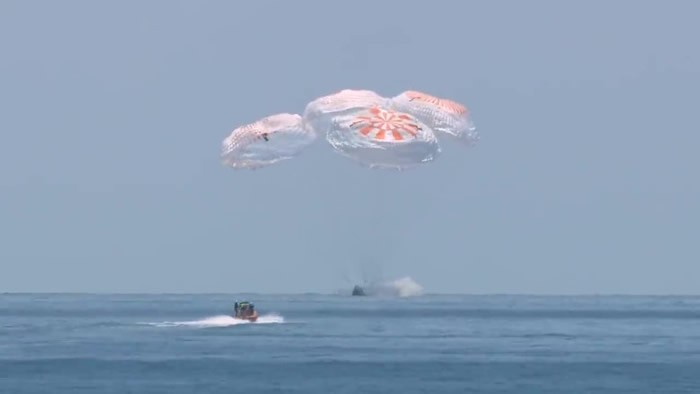 SpaceX龙飞船成功降落创历史 NASA剪辑网民兴奋反应