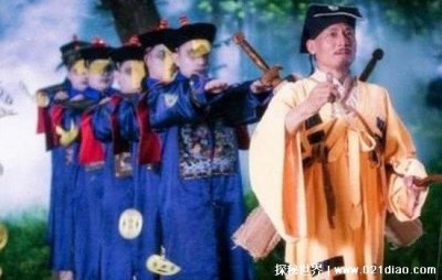 ​中国真的有赶尸人吗，的确存在(但所谓的赶尸其实就是背尸体)