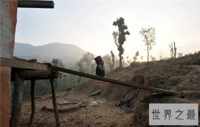 ​目前世界上最矮的人75岁未娶 身高仅有54.6厘米