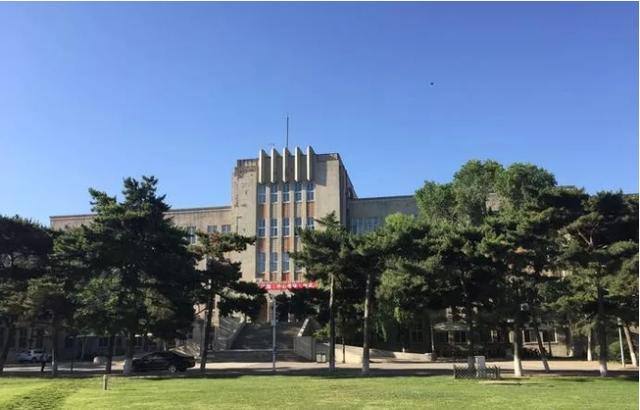 最低分数线是多少才能进入985大学（985也可以捡漏录取分最低）(6)