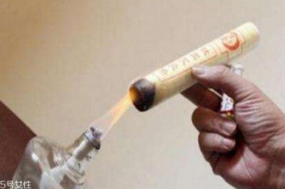 ​艾灸对痛经有效果吗 治疗痛经的艾灸方法