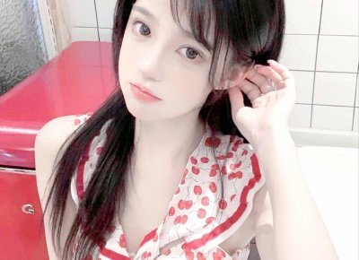 ​喜欢上比我小八岁的男孩，怎么办