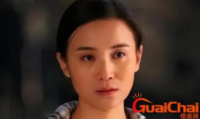 ​宋佳曾被4个男人狂追竟与5婚导演同居5年-如今43岁还未婚她想要啥？