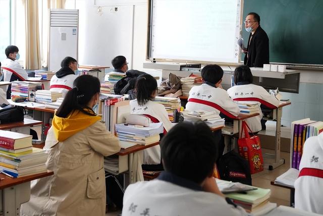 官方回应义务教育改为十二年制（义务教育由9年延长至12年）(8)