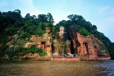 ​乐山，一个实力强大又易被忽略的区域中心城市