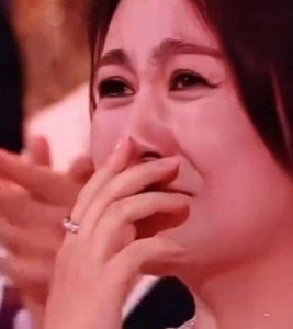 ​上线一天，集均播放量仅34万，优质剧集《山花烂漫时》不应被忽视