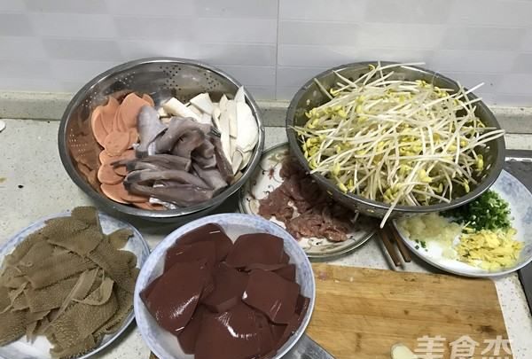 重庆毛血旺图片,重庆毛血旺里面有什么配菜图13