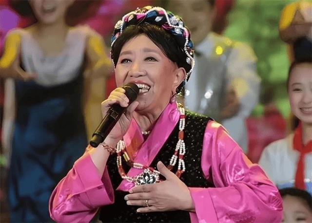 才旦卓玛简介（才旦卓玛的个人简历）