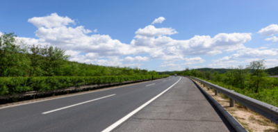 ​柏油马路和沥青马路区别,柏油路和水泥路的区别是什么