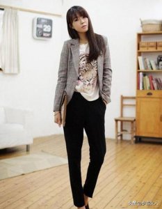 ​9分西裤搭配什么衣服