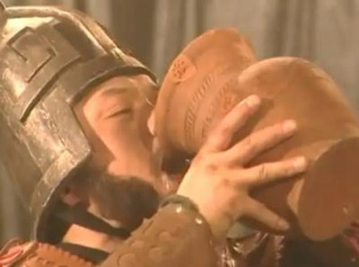 ​樊哙打仗还不如刘邦 樊哙为何敢在鸿门宴上对项羽吹胡子瞪眼