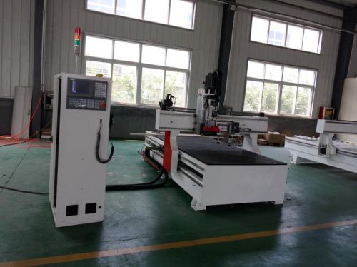 木门加工中心视频，原木门加工中心-第1张图片-