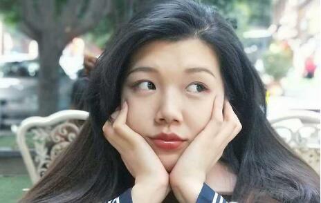 见面后女生聊天不积极2