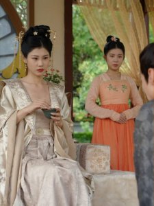 ​短剧《锁春宵》讲的是什么，锁春宵剧情介绍